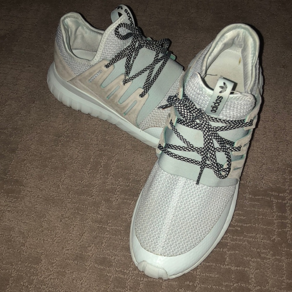 Adidas Men’s Tubular size 10